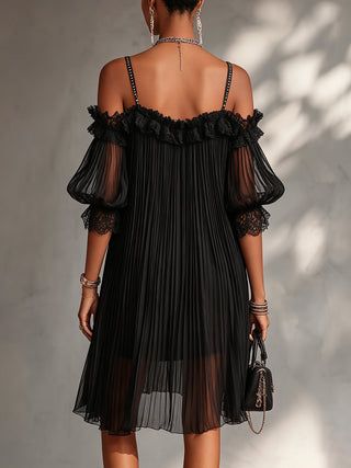 Robe Courte Broderie Épaules Dénudées Vittoria