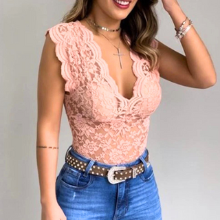 Scallace Scalloped V-Neck Tee
