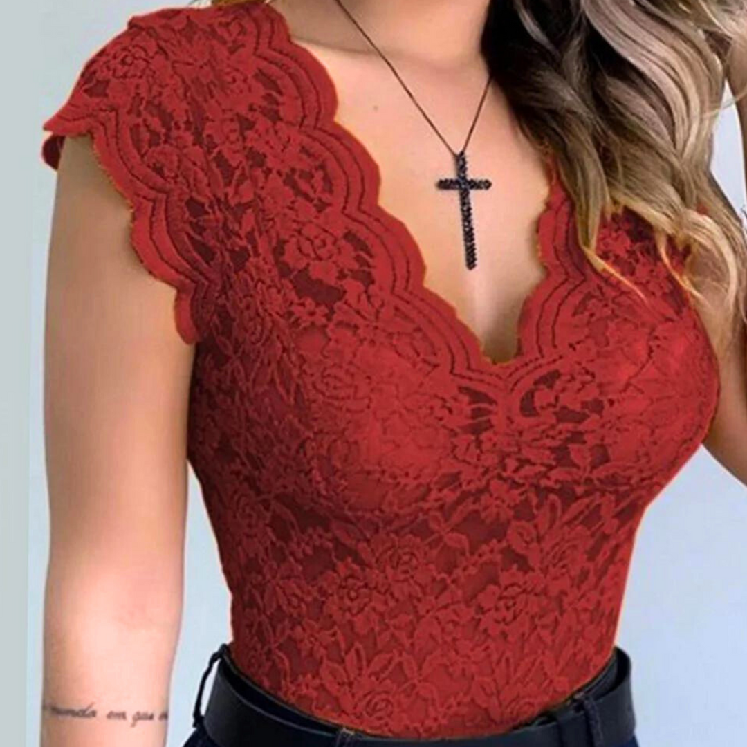 Scallace Scalloped V-Neck Tee