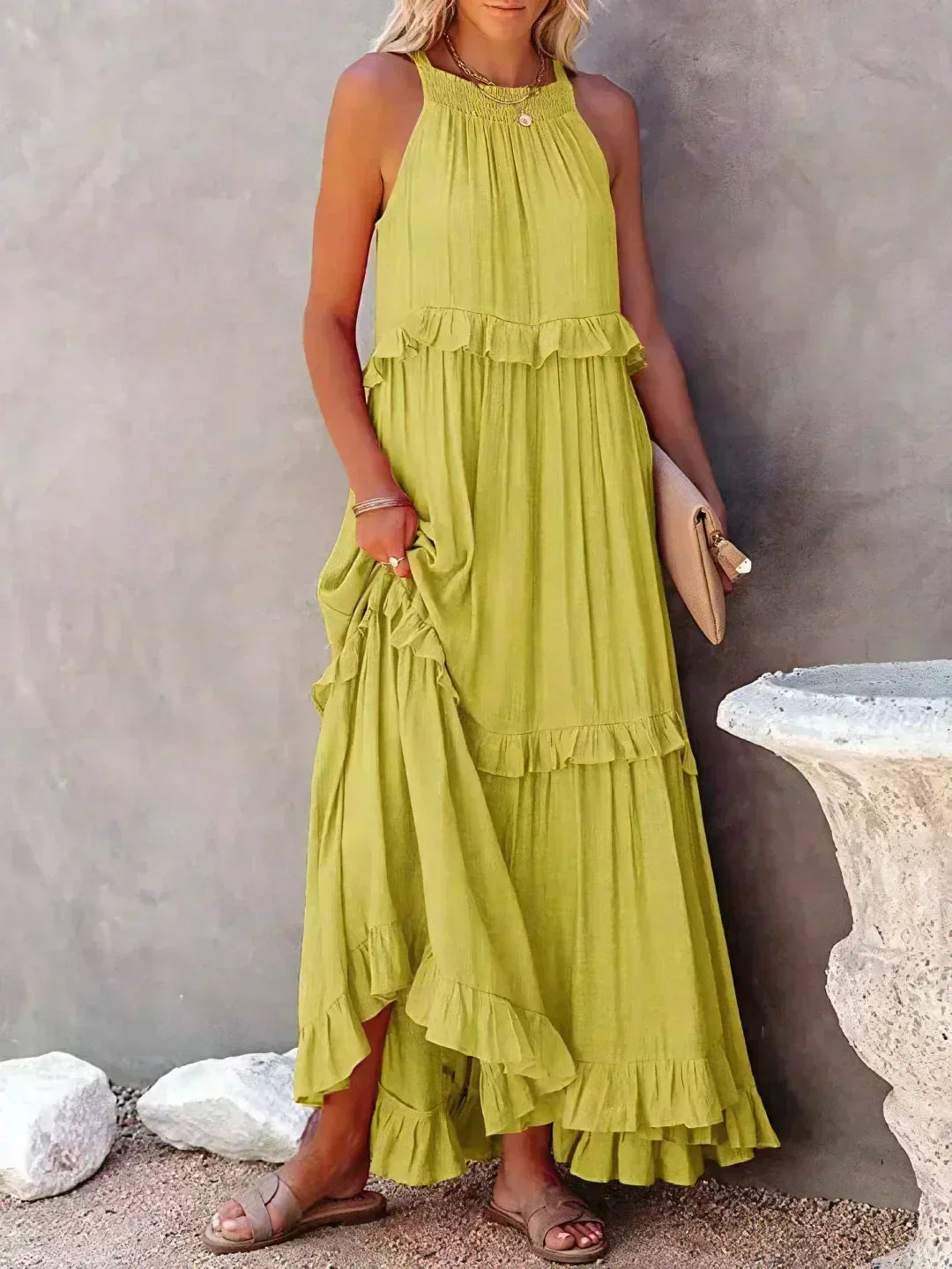 Robe à volants Sarah avec col montant