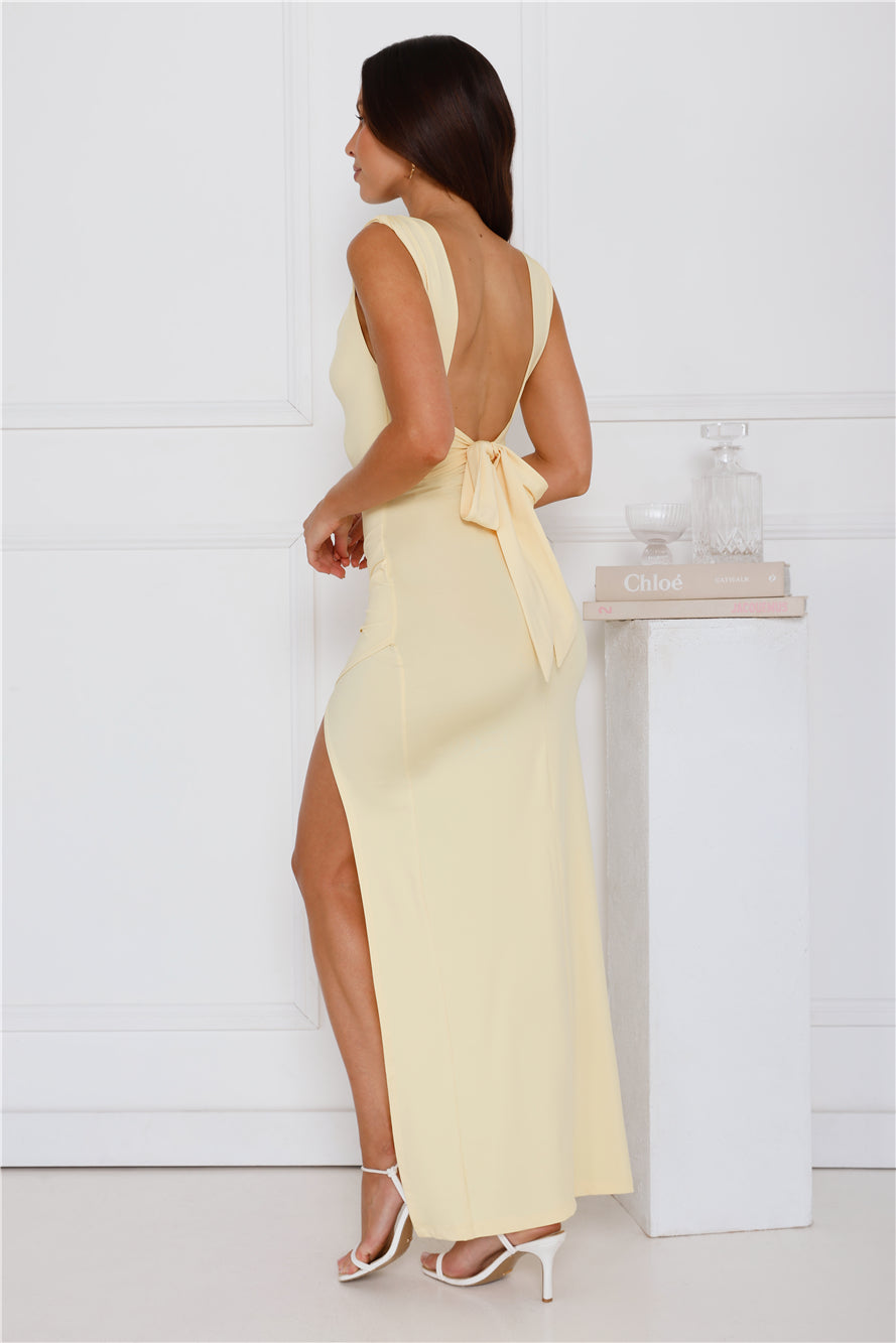 Ellie Elegant Midi Dress