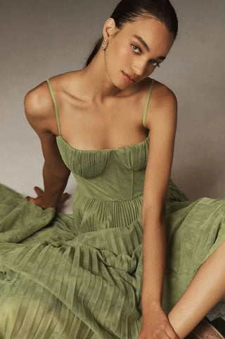 Isabella Elegant Pleated Midi Dress