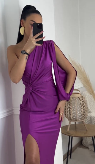 Vania Elegant Slit Dress