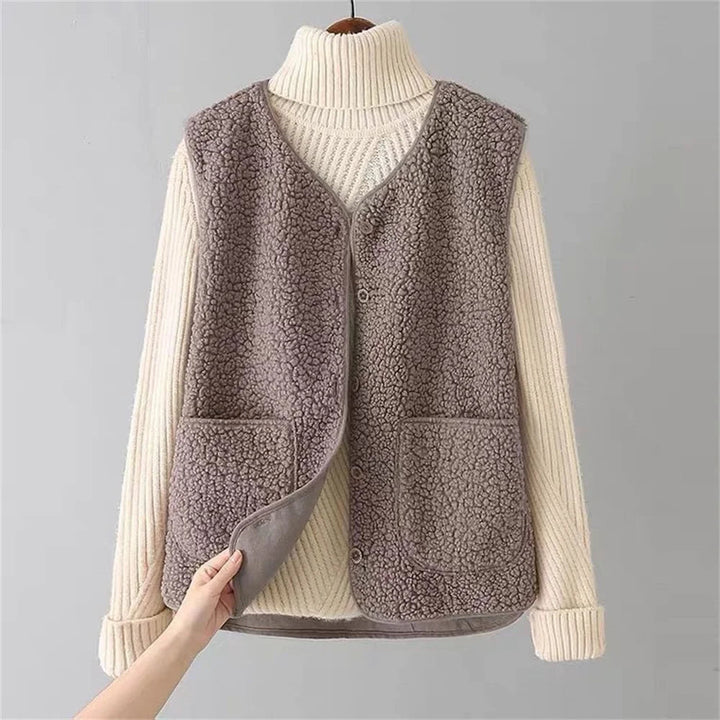 Faye Classic Rustic Vest