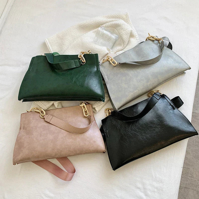 Fenna Chain Detail Shoulder Bag