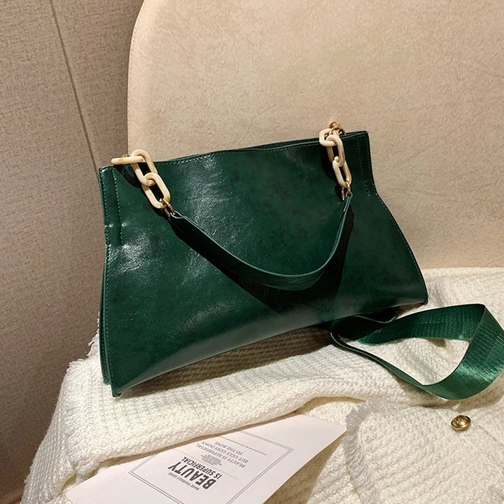 Fenna Chain Detail Shoulder Bag