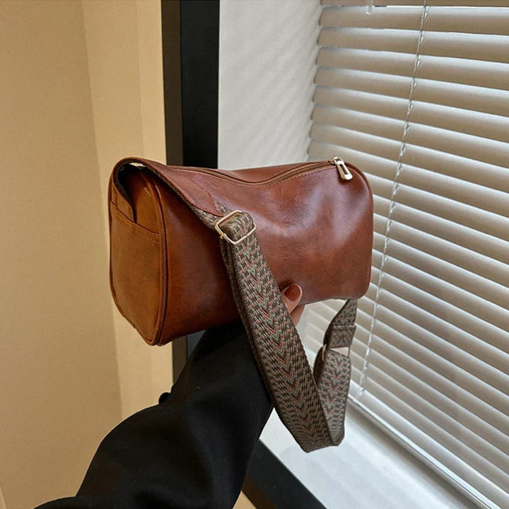 Britt Vintage Boston Bag