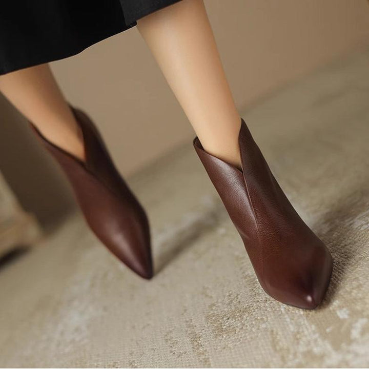 Vanguar Kitten Heel Boots