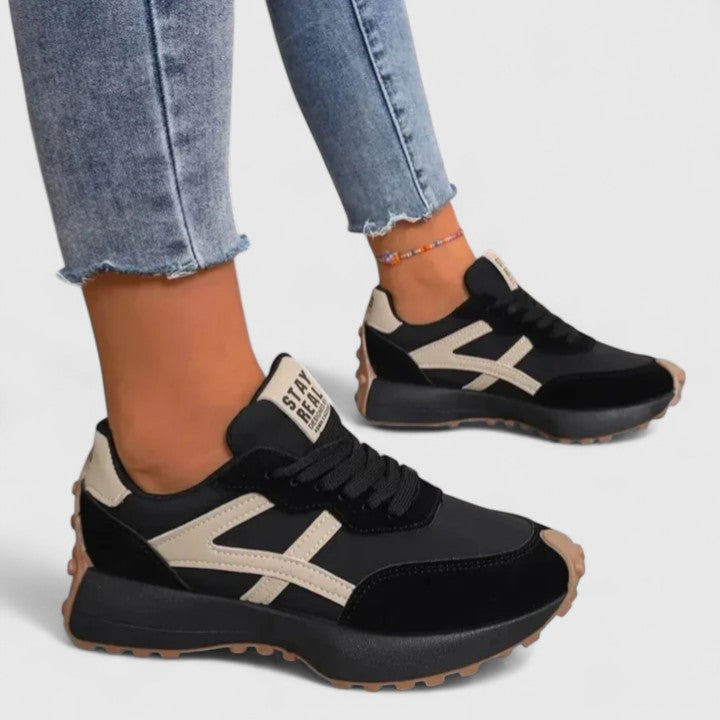 Amy Contrast Orthopedic Sneakers