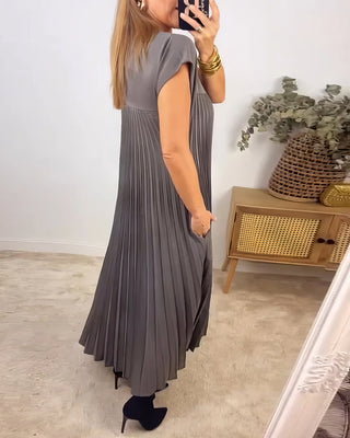 Adeline Simple Pleated Sleeveless Dress
