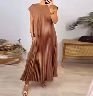 Adeline Simple Pleated Sleeveless Dress