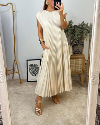 Adeline Simple Pleated Sleeveless Dress